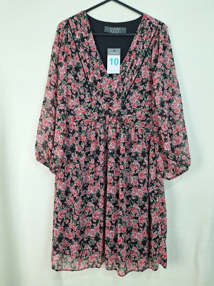 Primark Ladies Floral size 10 Elastic cuffs v-neck casual dress New - Image 1 of 4