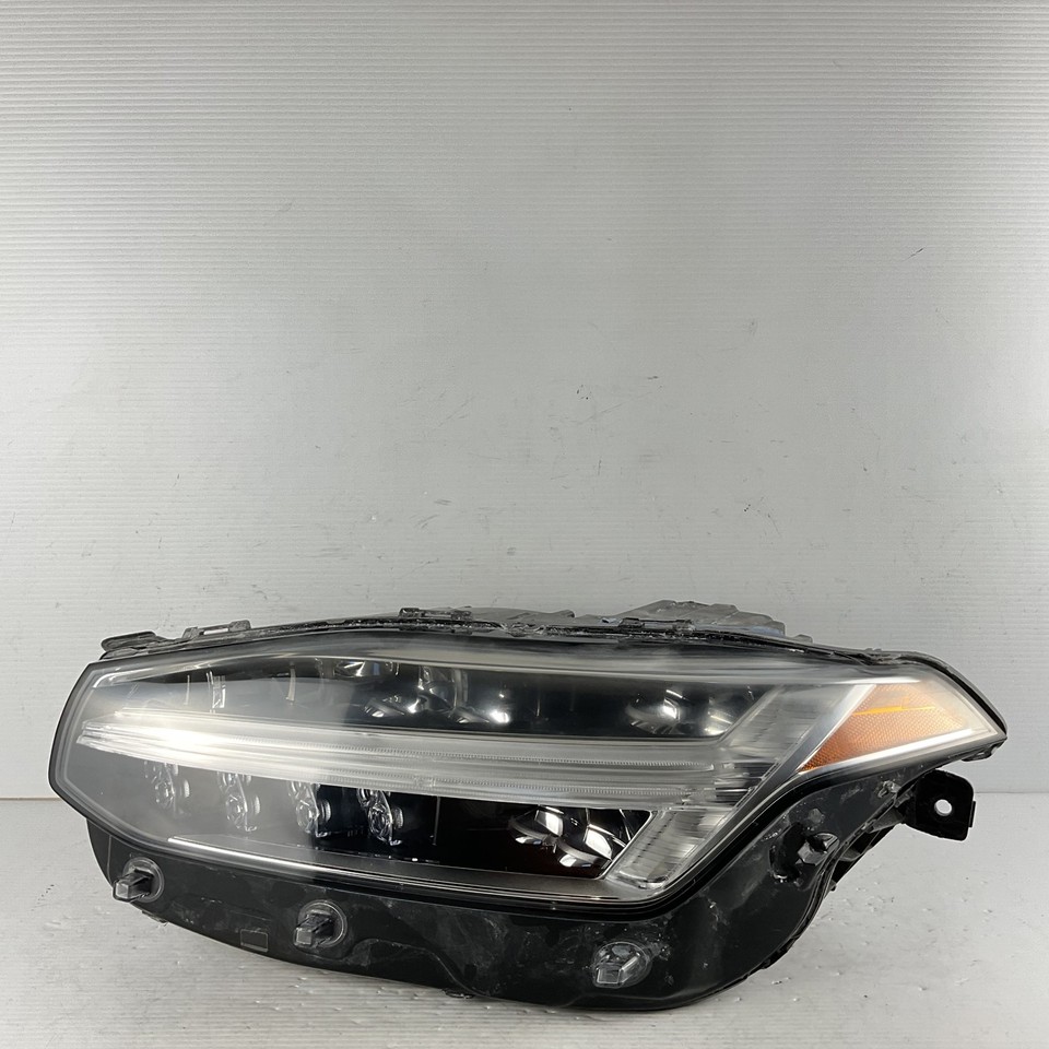 16-17 Volvo Xc90 Left Front LED Headlight Assembly 31395940 for 