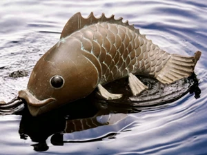 Großer chinesischer Bronze Karpfen um 1890 Figur LESEN - Bild 1 von 5