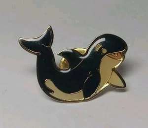 California Sea World Shamu Vintage Tack Pin  - Picture 1 of 3