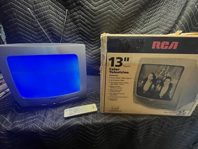 2004 RCA E13320 13" Retro Gaming CRT TV -Tested Working With Remote With Box - Image 1 of 4