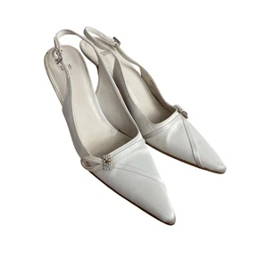 Vera Wang x Stuart Weitzman slingback heels women 8.5 white satin bride elegant - Picture 1 of 7