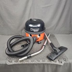 Numatic HVT160-11 Henry Turbo Exclusive Bagged Cylinder Vacuum Cleaner Red - Picture 1 of 14