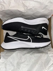 Größe 8,5 - Nike Air Zoom Pegasus 38 Black White 2021 - CW7356002 - Bild 1 von 5