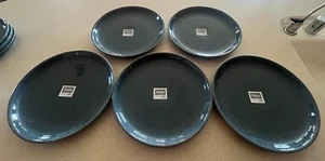 5 PLATOS DE CENA NUEVOS DENBY GRIS OSCURO SPRECKLE CUPÉ 10 1/4" - Imagen 1 de 5