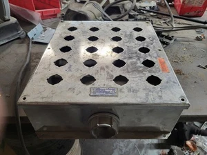SQUARE D KYC-20 CONTROL STATION (15” x 13” x 4”) - Picture 1 of 6