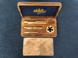 Mac Tools Tap & Dies Set of 4 Limited Edition 1996 Unused W/ Box - Picture 1 of 4