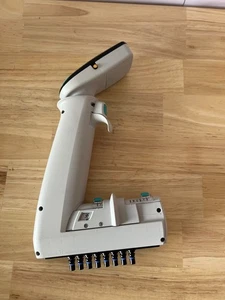 Thermo scientific E1-Cliptip Equalizer 8-ch 15-125ul 4672100BT pipette - Picture 1 of 4