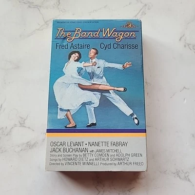 MGM The Band Wagon BETA Betamax 1953 Fred Astaire Cyd Charisse EXCELLENT shape - Image 1 of 4