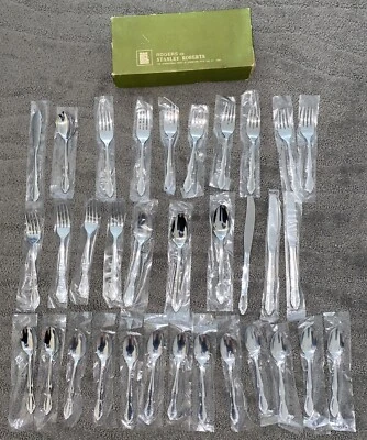 Vntg Stanley Roberts Rogers ROSE 33 Piece Stainless Flatware Set Carlton 552 New - Image 1 of 4