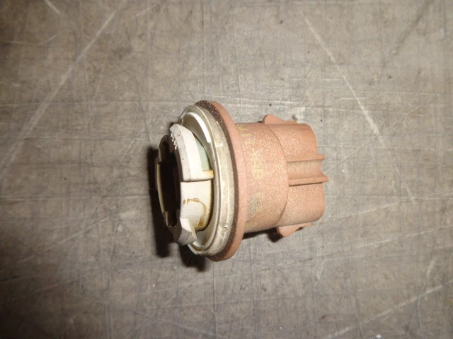 Enchufe de faros marrón Lincoln Mark VIII 97 98 Foto 1 de 1