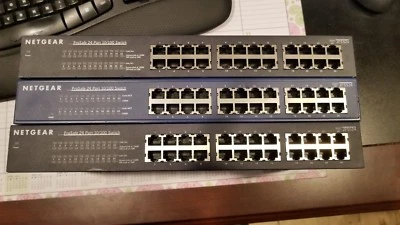 NETGEAR ProSafe JFS524 - switch - 24 ports - Image 1 of 2