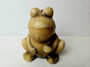 Large Frog Beeswax Candle - Picture 1 of 8