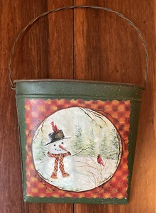 Wall Pocket Christmas Snow Man Farmhouse Metal Basket Bale Handle Cabin Cardinal - Picture 1 of 10