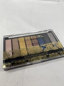 COVERGIRL TruNaked Queenship Eyeshadow Palette - 0.23oz Intensely Colored New - Picture 1 of 2