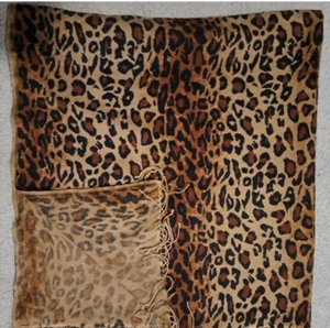 XL Schal leopardenmuster -- sehr guter Zustand - Bild 1 von 1