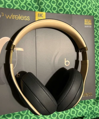 Beats Studio 3 Over Ear Bluetooth Kopfhörer - Grau (MXJ92ZM/A) - Bild 1 von 4