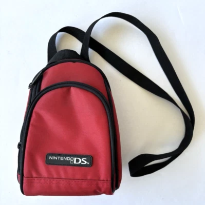 NINTENDO DS Mini Mochila Estuche de Transporte Rojo Nylon Negro Correa 3 Cremalleras 8" Foto 1 de 4