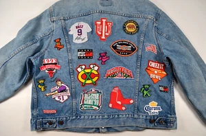 Chaqueta vaquera Levi’s de colección de camionero de mezclilla para hombre talla 50R 1980’s 70506 0214 con parches - Imagen 1 de 24