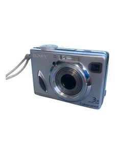 SONY CYBERSHOT DSC-W7 Silver Digitalkamera Carl Zeiss Lens - Bild 1 von 6
