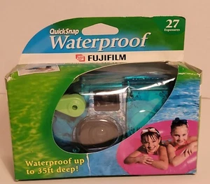 Fujifilm Quicksnap Waterproof Disposable Camera - Picture 1 of 10