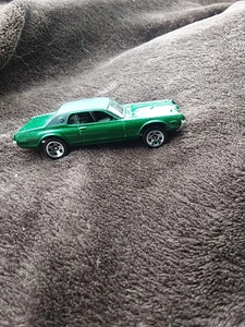 2001 Mattel Hot Wheels 1968 Cougar Green 1:64 - Picture 1 of 10