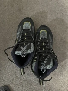 Montrail Womens hiking shoes size 8 - Picture 1 of 5