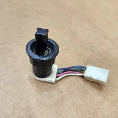 Conjunto de controle de varinha joystick interruptor espelho elétrico C4 Corvette BOM USADO 84-86 - Imagem 1 de 4