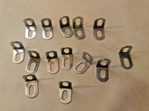 Gilbert Erector Set Part P1:  Right  Angle Bracket: 2 Slotted Holes : Lot of 14 - Picture 1 of 1