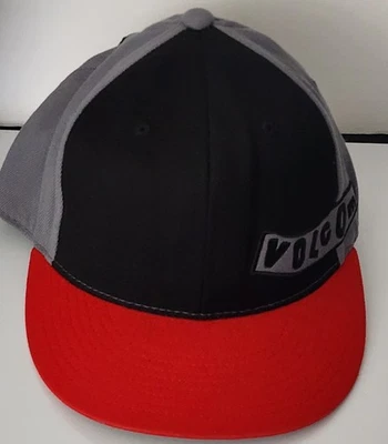 Volcom Hat Fitted Sz 6 7/8 - 7 1/4 210 Flexfit Skater Surfer Baseball Cap  - Image 1 of 4
