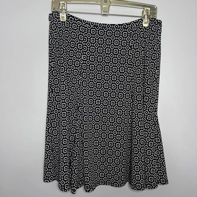 Falda George Circle Talla 8/10 Blanco y Negro Patrón Geométrico Elástica Usada en Excelente Condición Foto 1 de 4