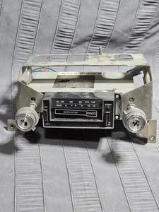 Vintage Kraco Model KID-581B AM/FM Cassette Radio Knob Car Stereo - Picture 1 of 10