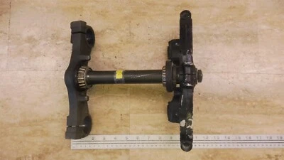1985 Suzuki GS700ES S195-2> triple tree steering stem clamp yoke - Image 1 of 4