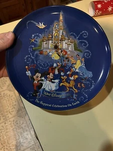 Walt Disney World The Happiest Celebration On Earth ▪ Disney Collecter Plate - Picture 1 of 5