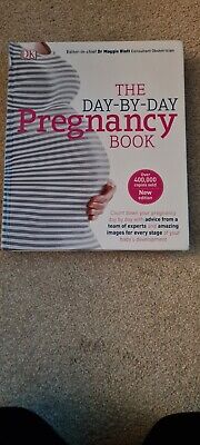 The Day By Day Pregnancy Book • 8£