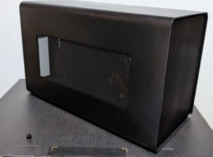 Razer Core X Chroma RC21-01430100-R3K1 R3J1 eGPU Thunderbolt 3 External GPU Box - Afbeelding 1 van 7