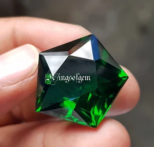 42,30 ct funkelnder bunter grüner Topas Farbe künstlich Top Qualität ausgefallene Form - Bild 1 von 5