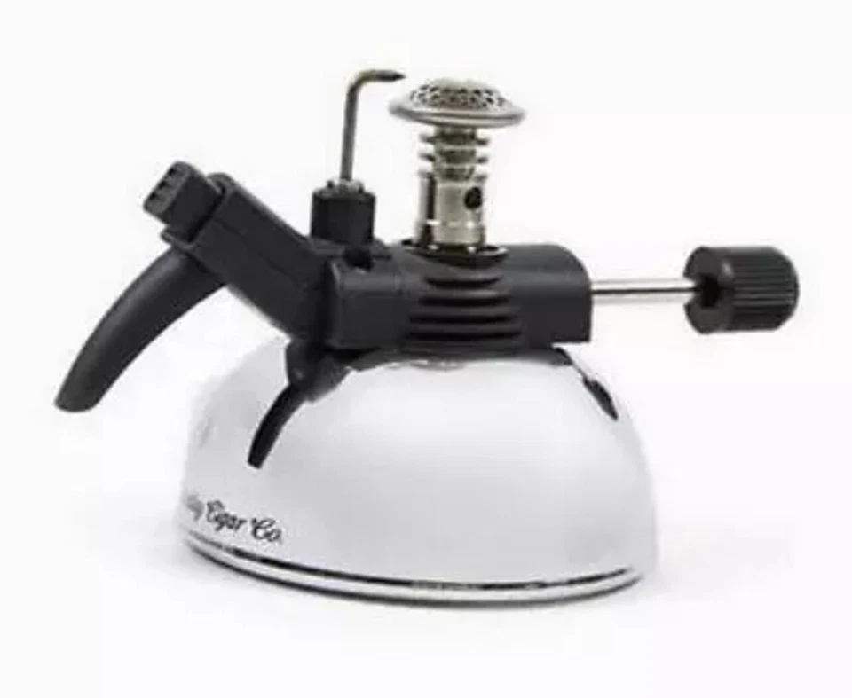 Encendedor de cigarros Alec Bradley con antorcha a chorro ~ impresionante ~ ¡Nuevo! The Burner! Foto 1 de 4