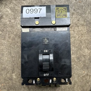 Square D Molded Case Circuit Breaker 30A 3 Pole  FA34030 - Picture 1 of 4