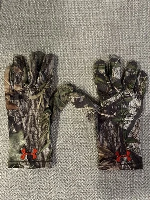 Under Armour Heat Gear Liner Gloves Mossy Oak Obsession Camo - Size L - Image 1 of 2