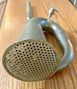 Vintage Car Automobile Buggy Brass Horn Trumpet-Made in India-No Squeeze Bulb  - Picture 1 of 3