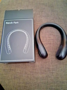 Tragbare USB Nackenventilator Hals Ventilator mit LCD Display Leiser Mini Lüfter - Bild 1 von 3