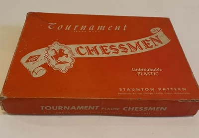 Juego de ajedrez de plástico de torneo vintage E.S. Patrón Lowe Staunton rojo y blanco Foto 1 de 4
