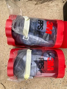 3M PPS Series Ver 2.0 Starter 2 wall hang holders and about 80 Lips - Picture 1 of 9