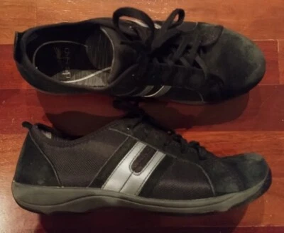 DANSKO Women's Black and Gray Suede and Nylon OXFORD Lace-Up Shoes Size: 9-9.5M - Image 1 of 4