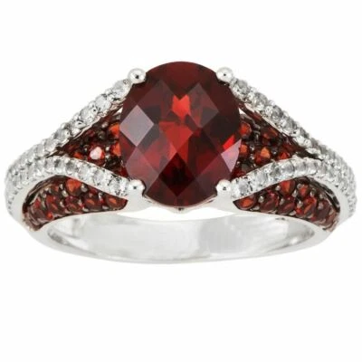 Anillo de topacio blanco enchapado en oro blanco de 10k granate de plata y corte de diamante simulado Foto 1 de 2