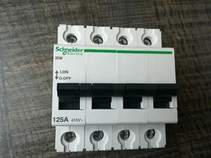 SCHNEIDER ELECTRIC SWITCH DISCONNECTOR 4P 125A 415V A9S60492 - Picture 1 of 5