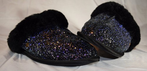 UGG Scuffette II pantofole in pelliccia nera metallizzata grossa taglia USA 6 made in Vietnam