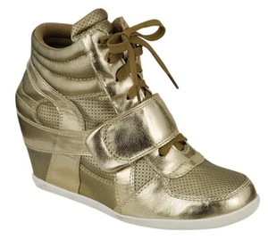Sneakers DAKOTA-01 oro metallizzato con zeppa nascosta - Foto 1 di 5