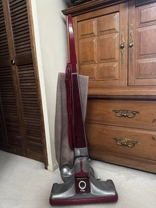 Vintage 1976 KIRBY Vacuum Classic III 2CB Working Cleveland Ohio Attached Bag - Picture 1 of 3